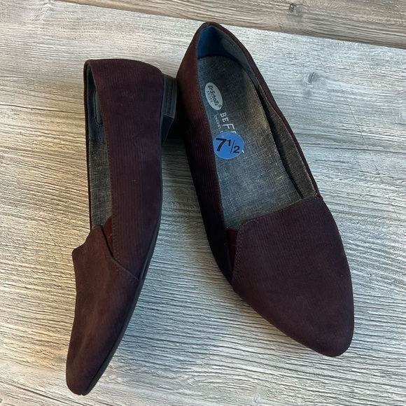 Dr Scholls Woman’s burgundy colored micro cord fabric pointed toe flats size 7.5 - Picture 2 of 9